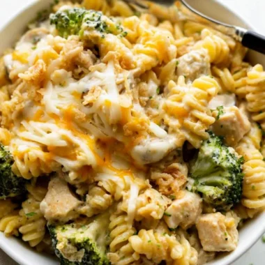 Delicious chicken noodle casserole topped with crispy breadcrumbs and herbs.