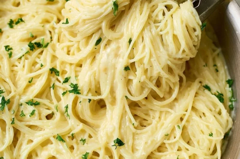 Delicious one pot garlic parmesan pasta ready to serve